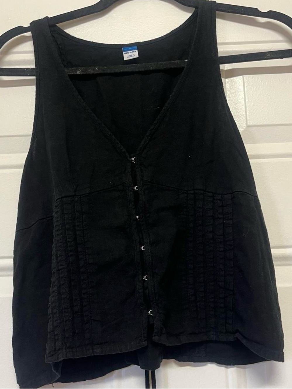 Old Navy Black Hook-Front Women's Tank Top